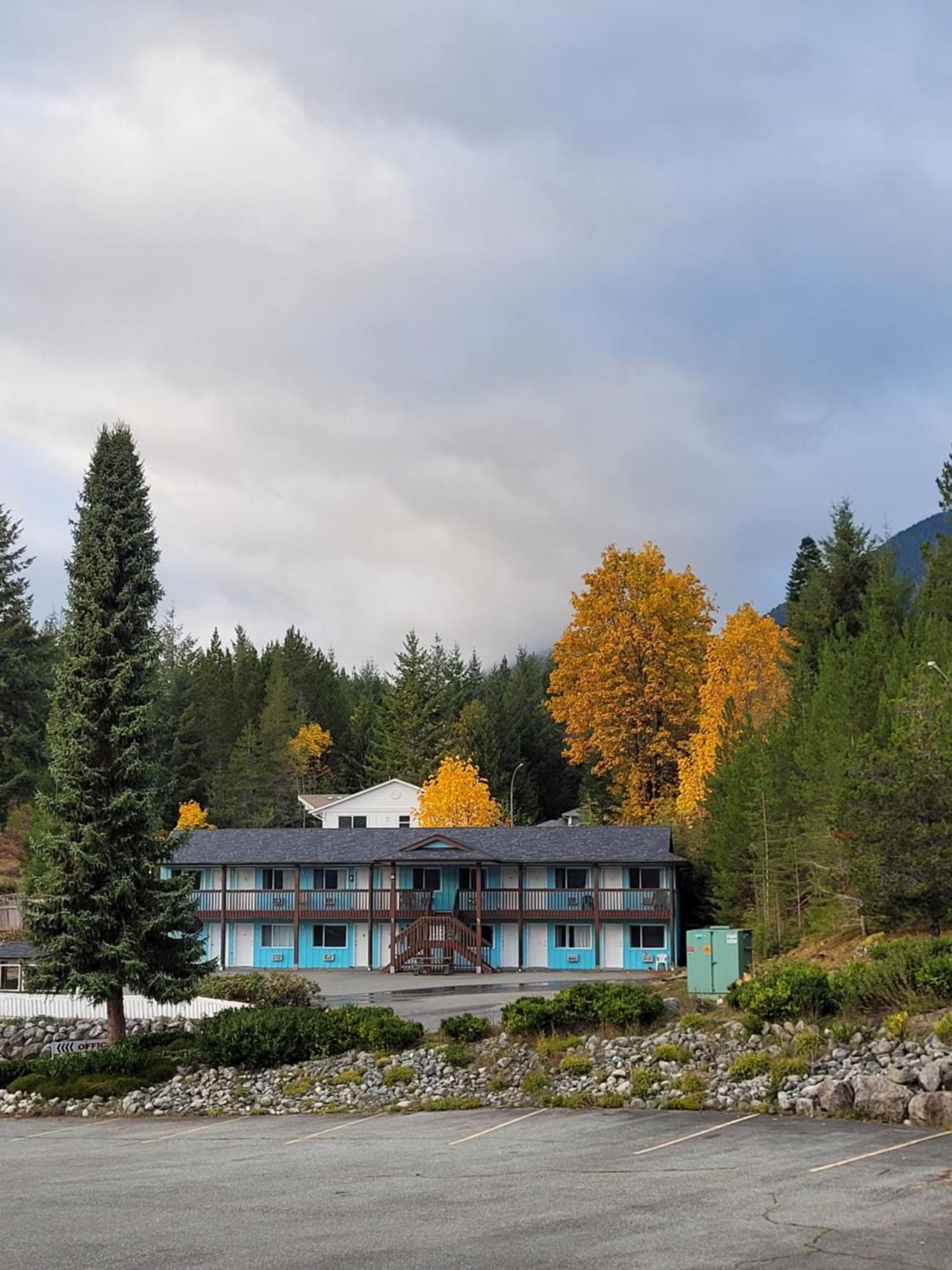 Ridgeview Motor Inn Gold River Exterior photo