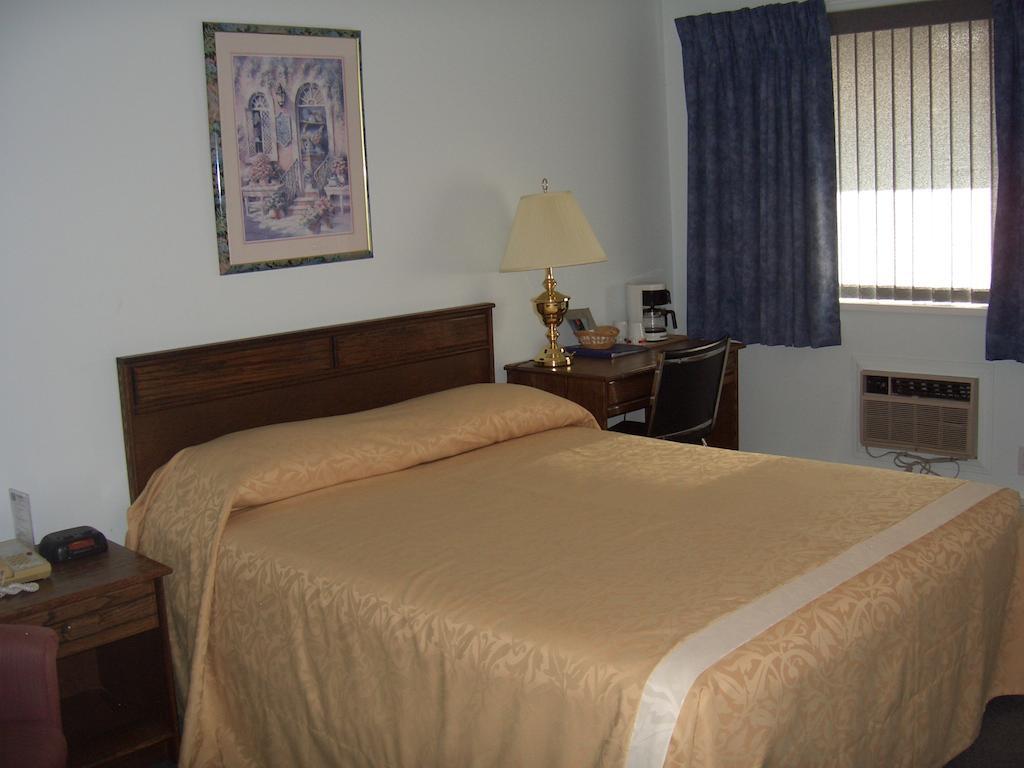 Ridgeview Motor Inn Gold River Room photo